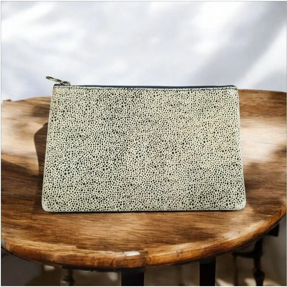 Madewell pouch wallet