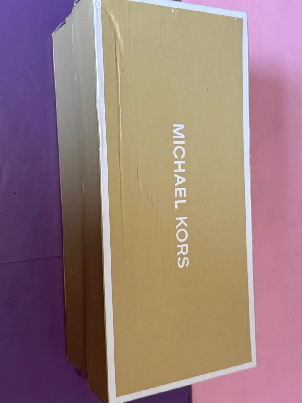 Michael Kors signature mk