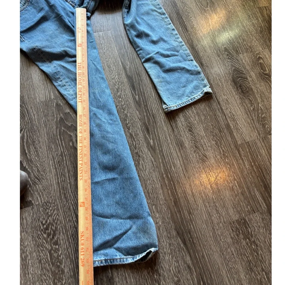 Levis measurements fit check