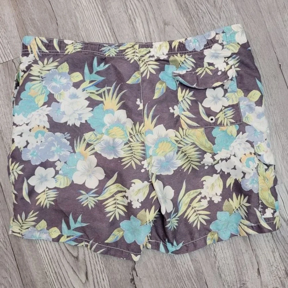 Tommy Bahama Swim Trunks Large Gray Blue‎ Floral Tropical Beach Vacation