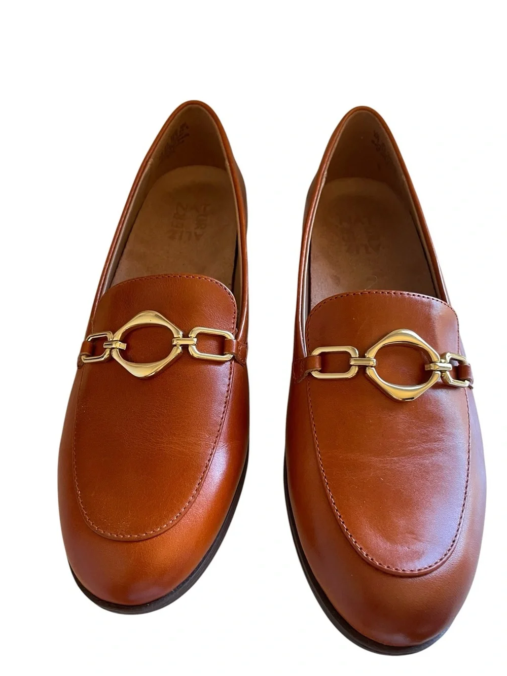 Naturalizer sleek leather