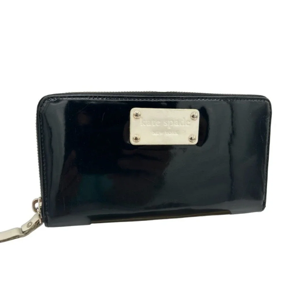 Kate Spade Zip Around Wallet Black Patent Leather Cream Trim Green Interior