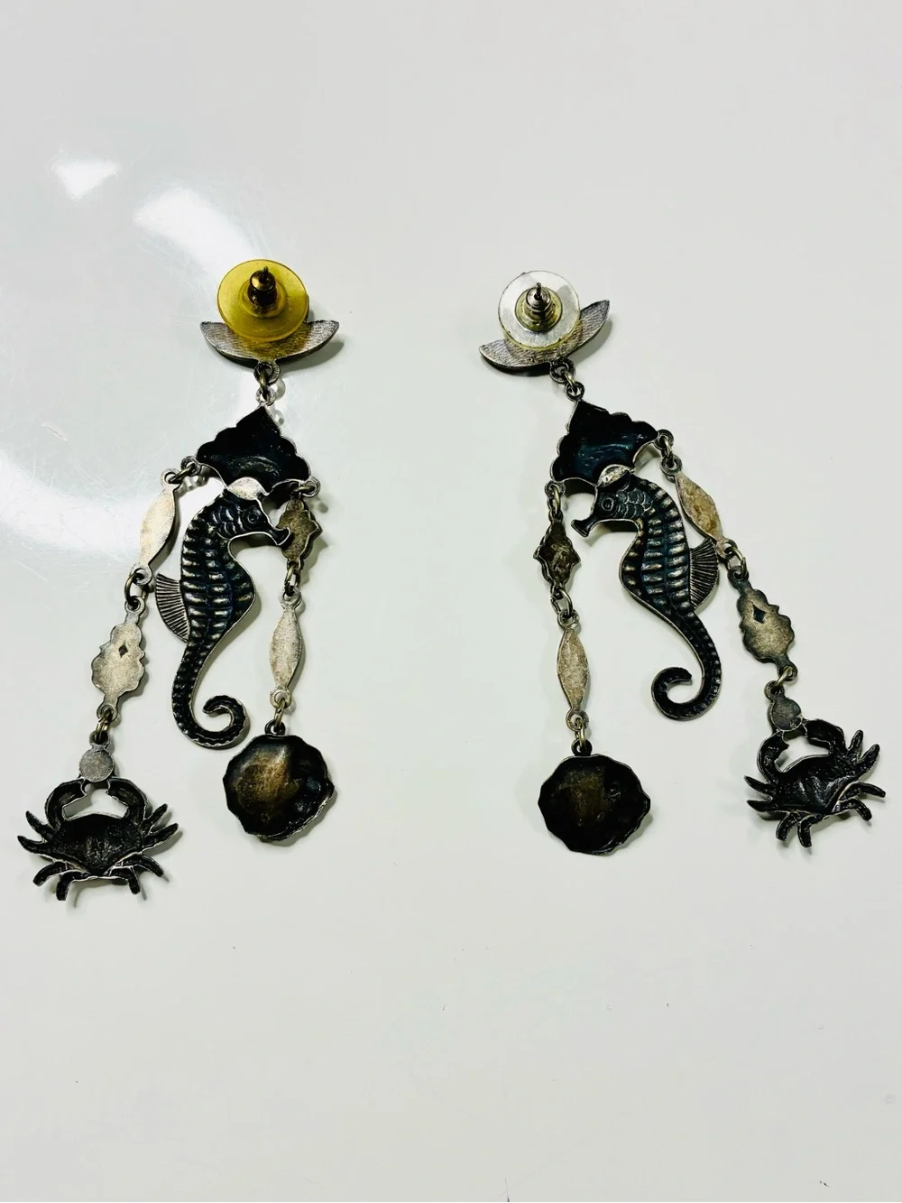VTG Banana Bob Art Deco Style Sea Horse Dangling Chandelier Pierced Earrings EUC