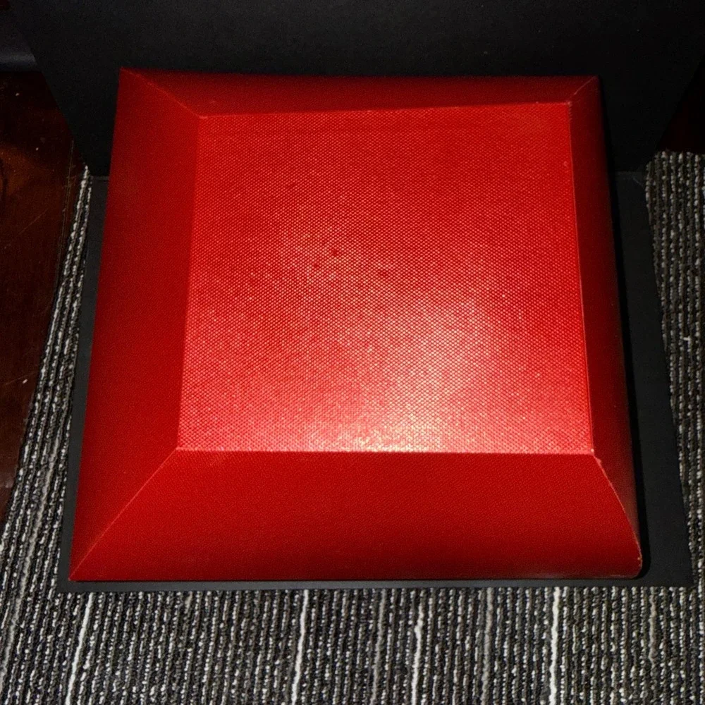 Louis XIII Remy Martin Empty Baccarat Crystal Decanter Set Red Box New Luxury