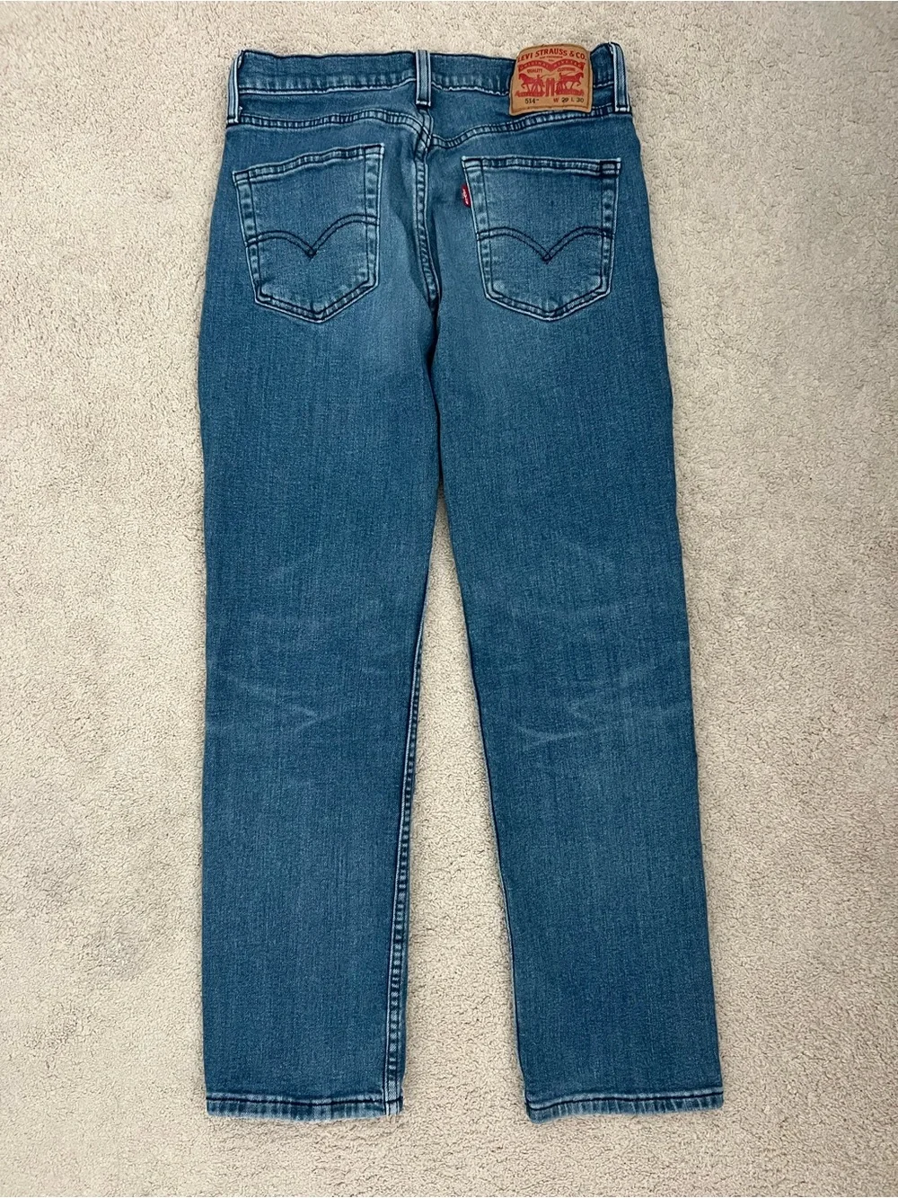 Levis straight leg