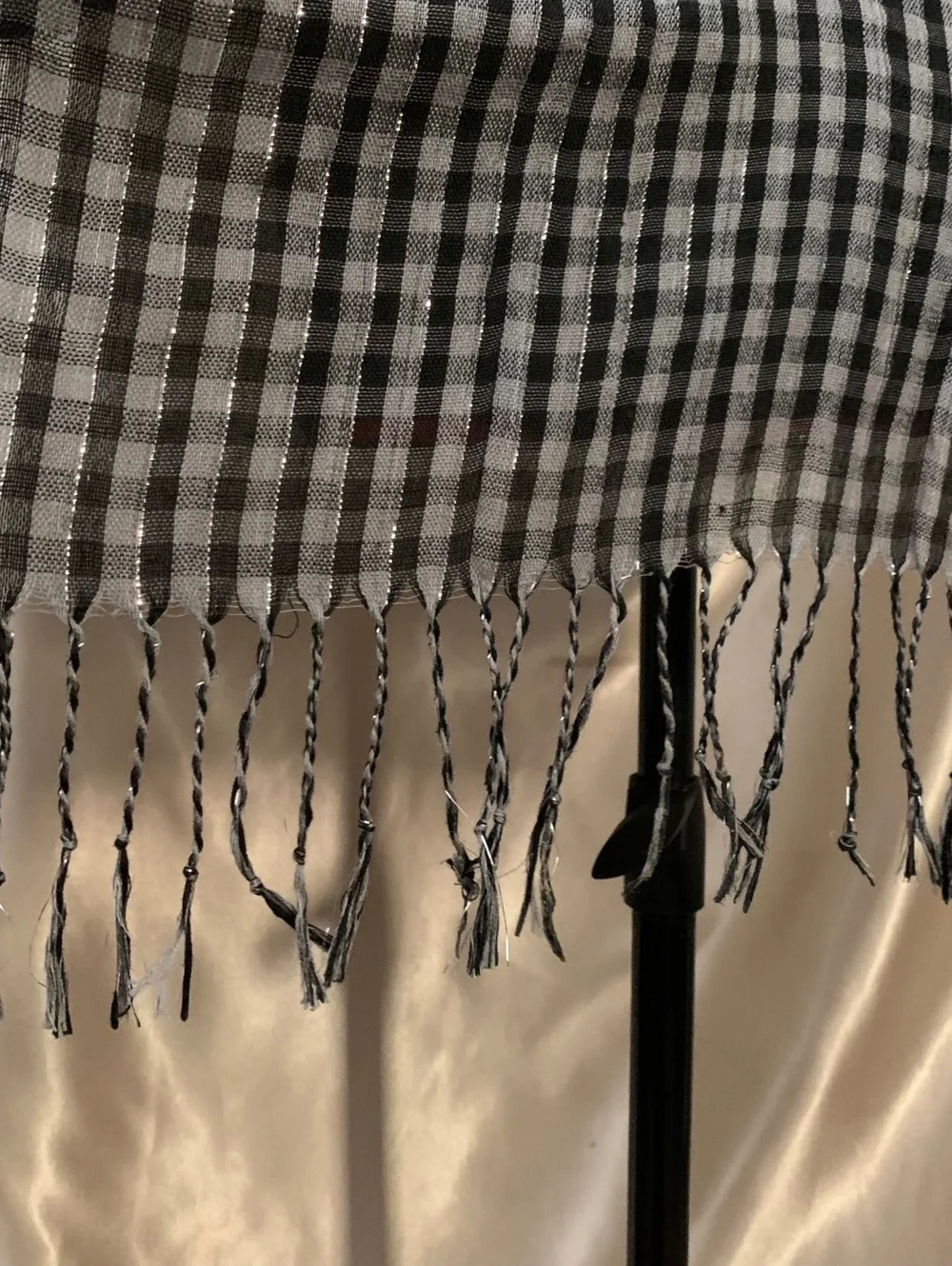 N/A features stripes