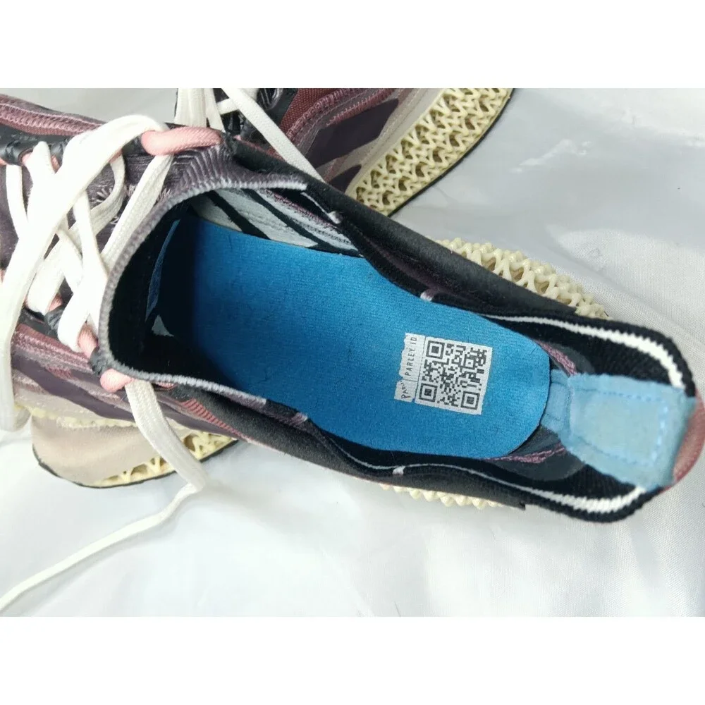 adidas $220 present