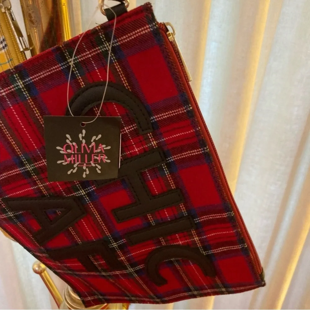 Olivia Miller chic plaid