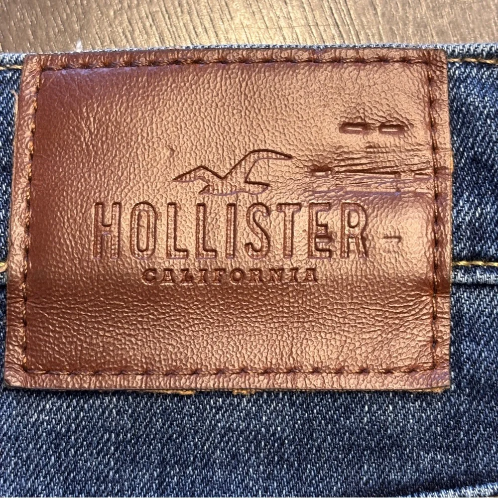 Hollister casual shopping blue