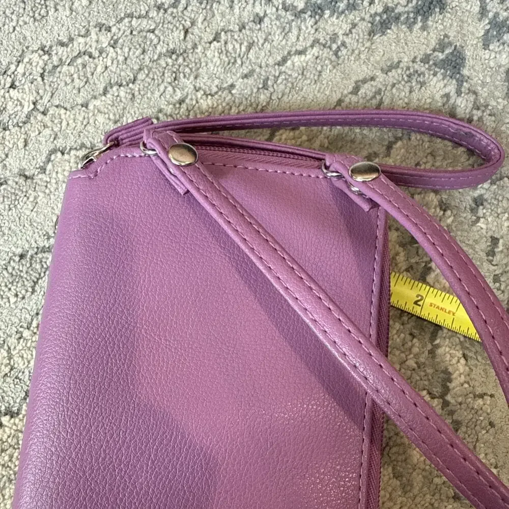 mundi women wristlet