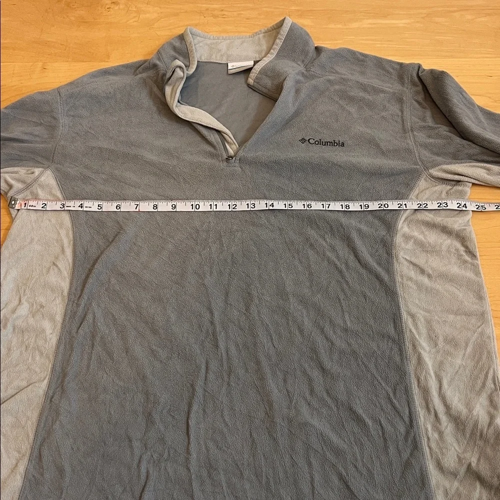 Columbia pullover half
