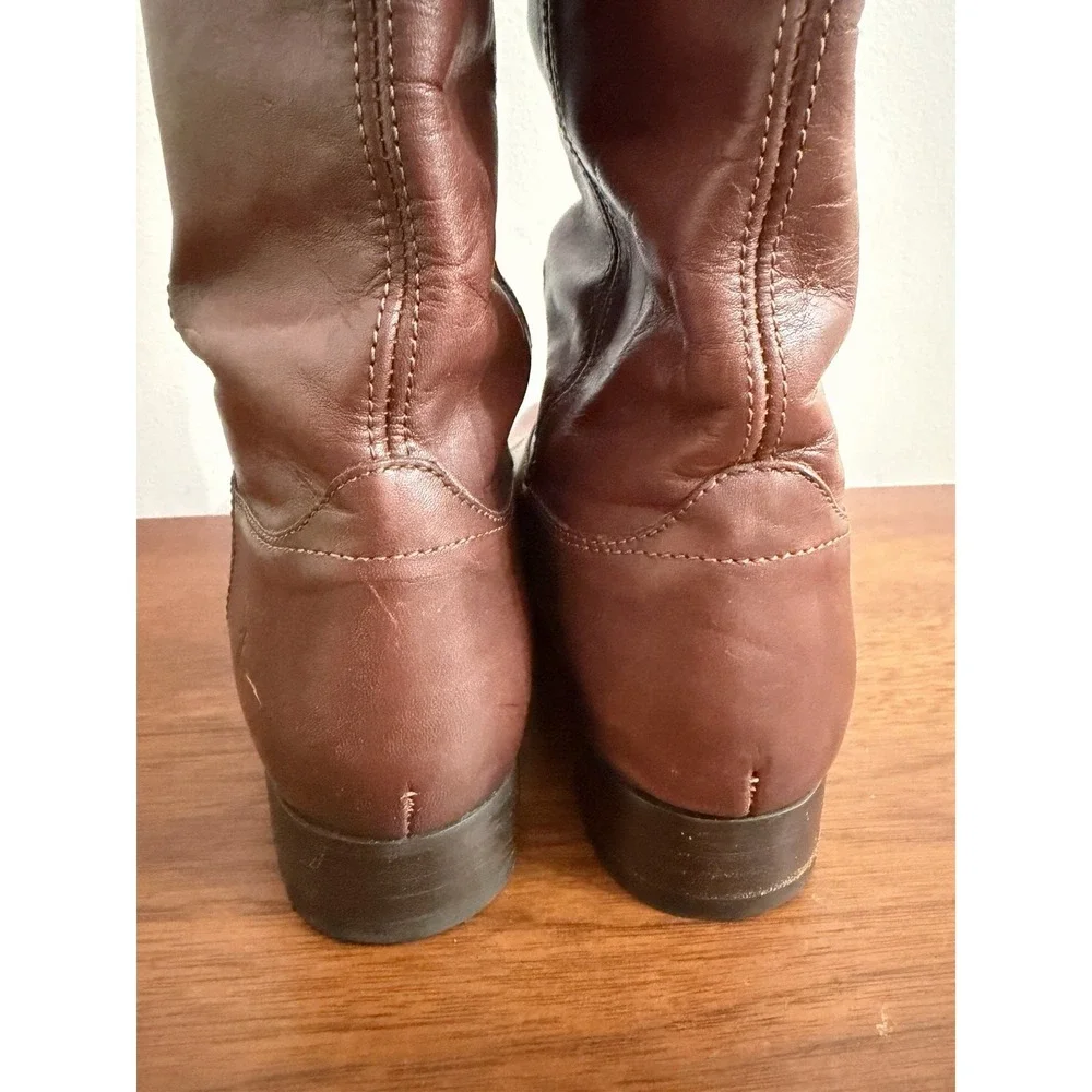 Frye classic riding