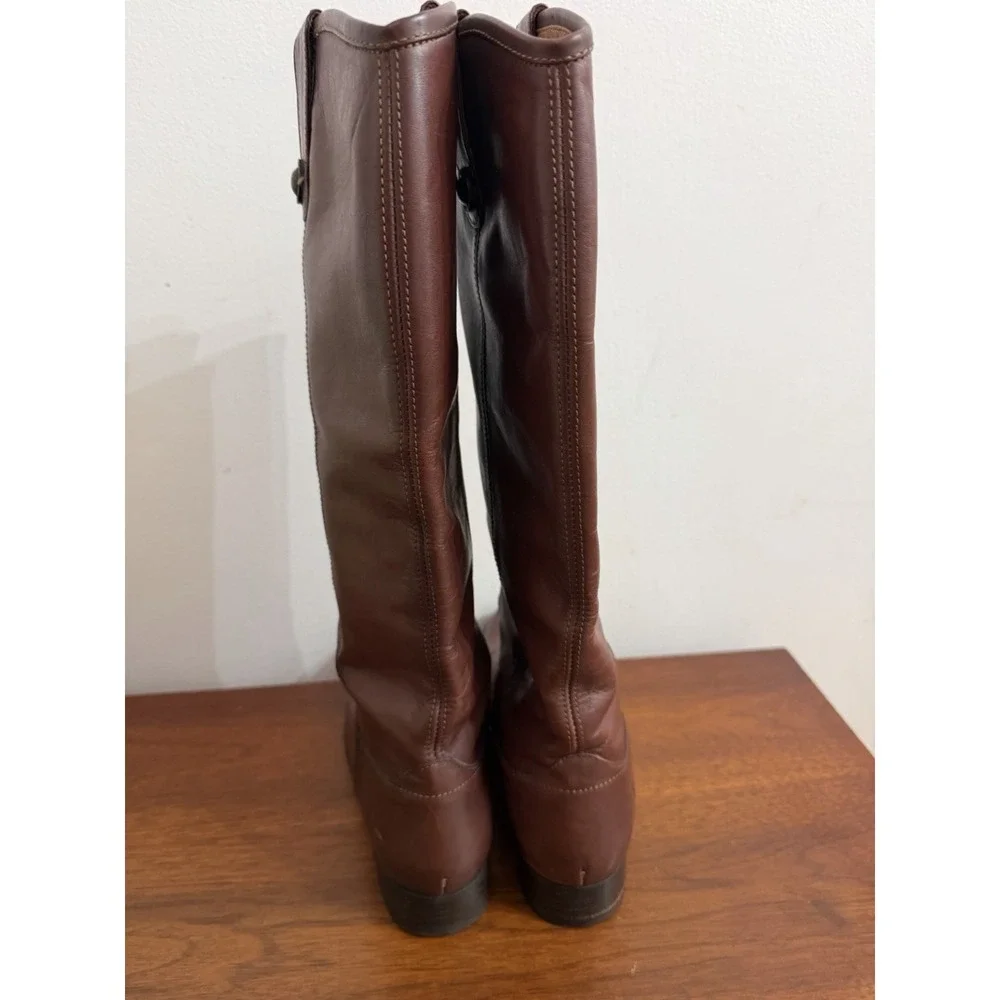 Frye classic riding