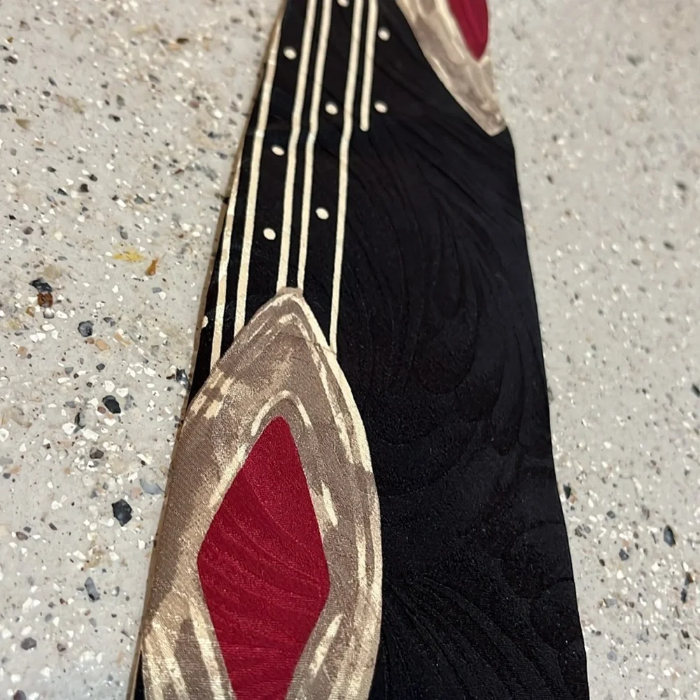 Vintage formal more silk
