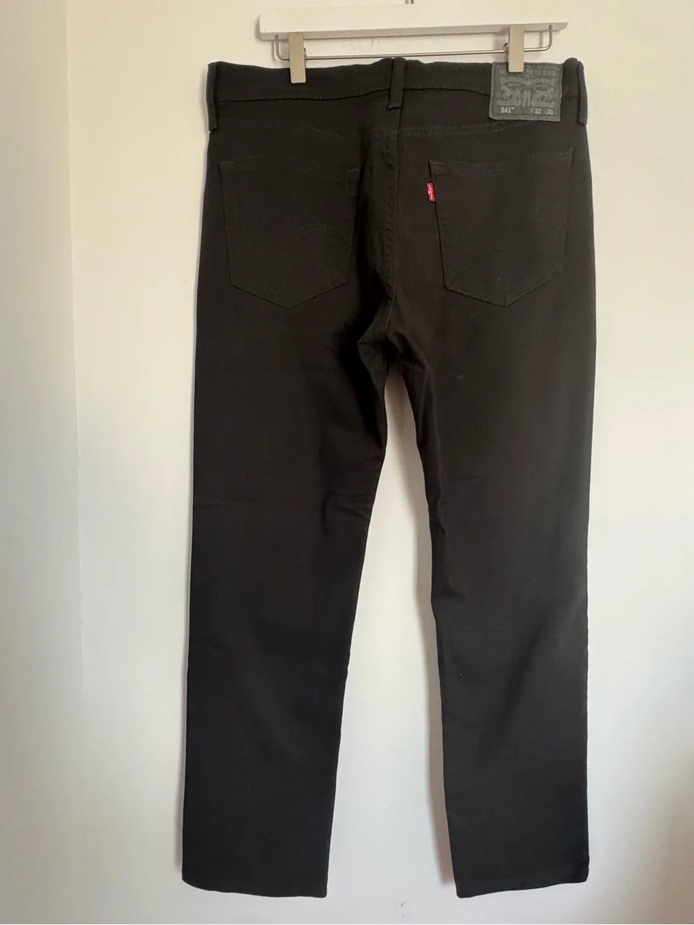 Levis straight leg