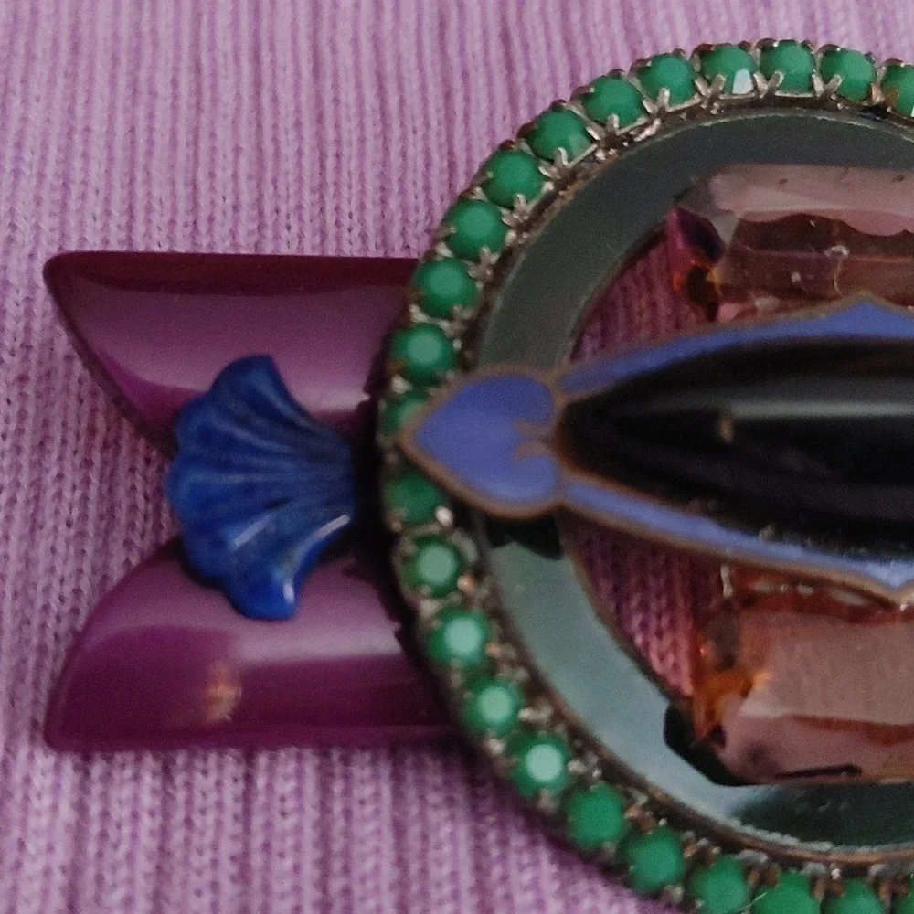 Vintage brooch art