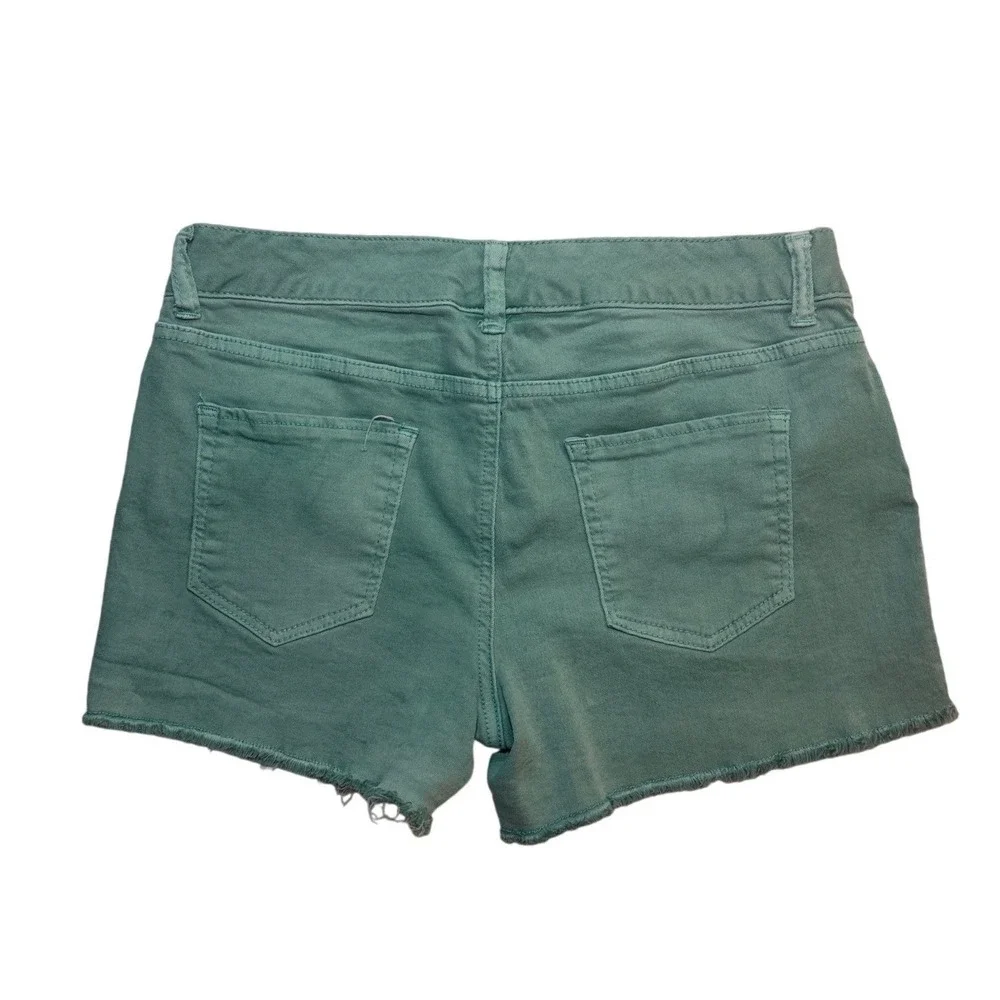 Maurices mint green