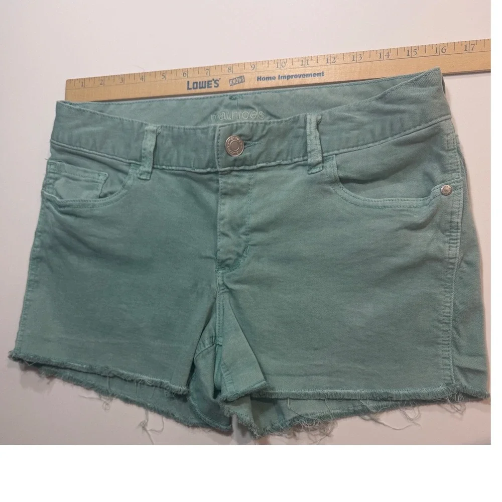 Maurices mint green