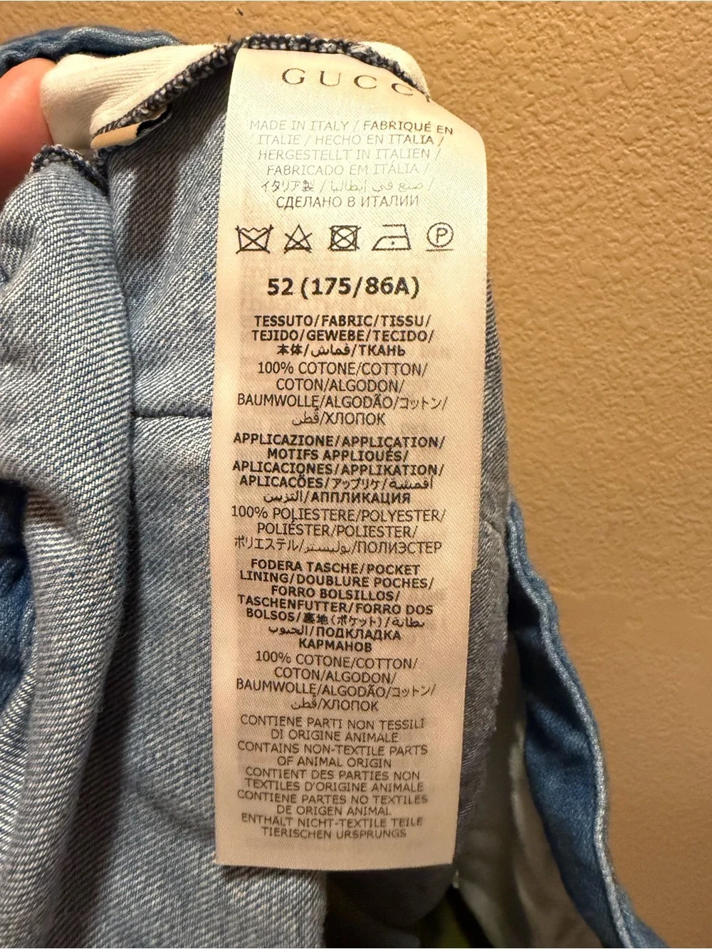 Gucci attached hem print