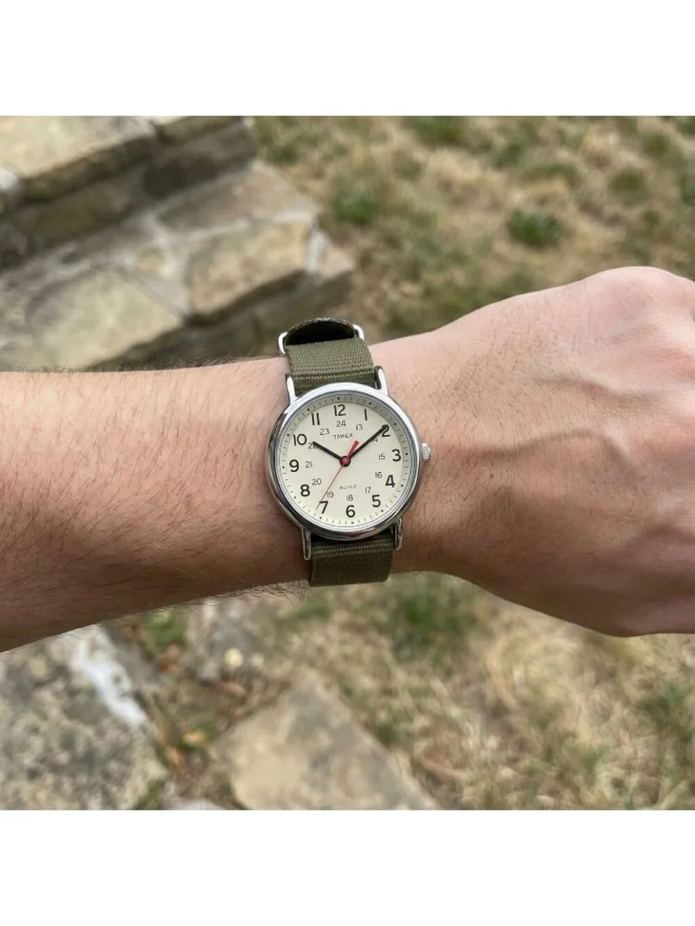 N/A cream dial