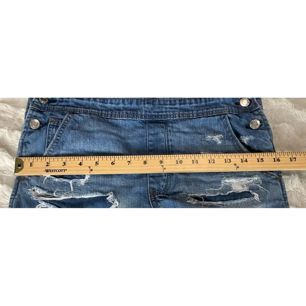 American Eagle Outfitters these american