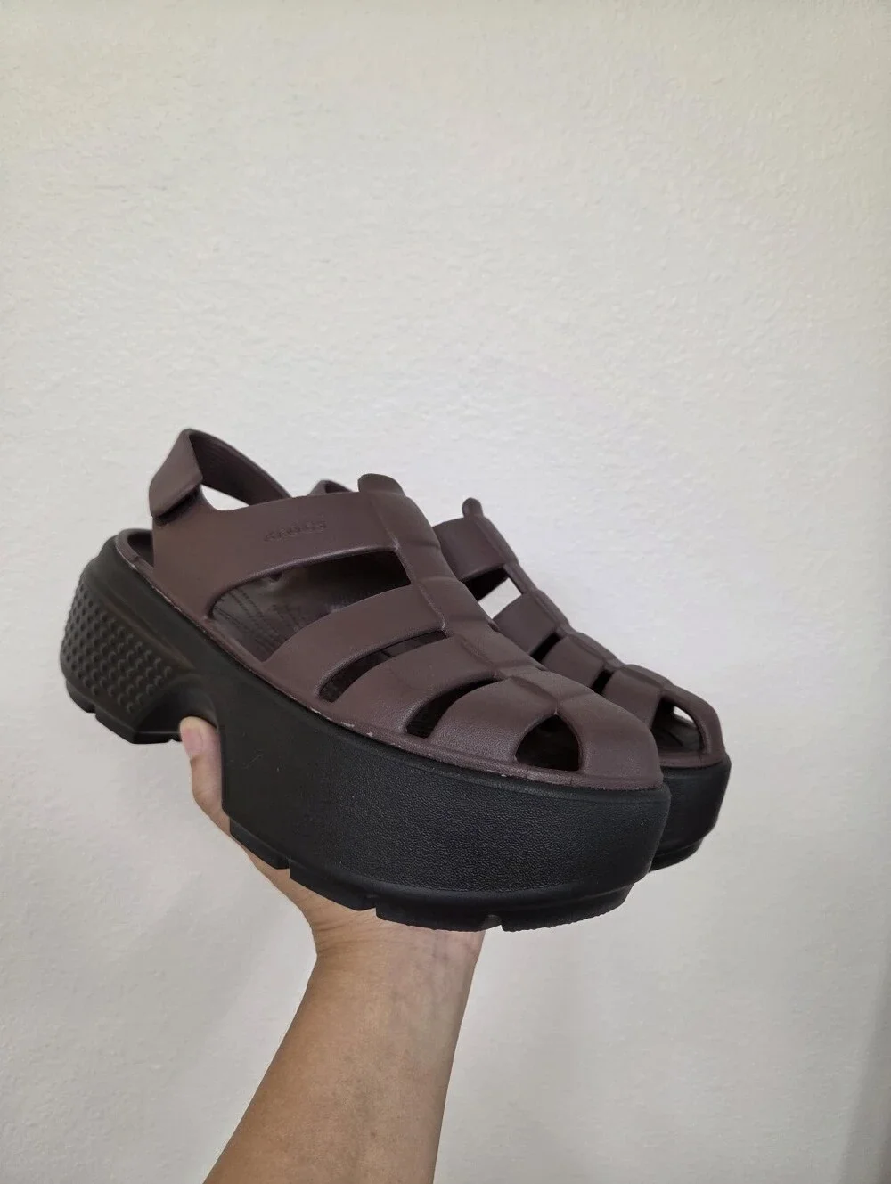 CROCS chunky platform
