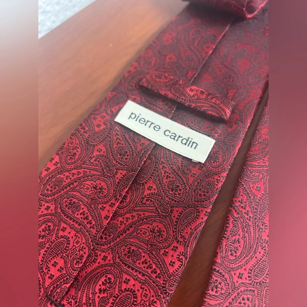 Pierre Cardin excellent pierre