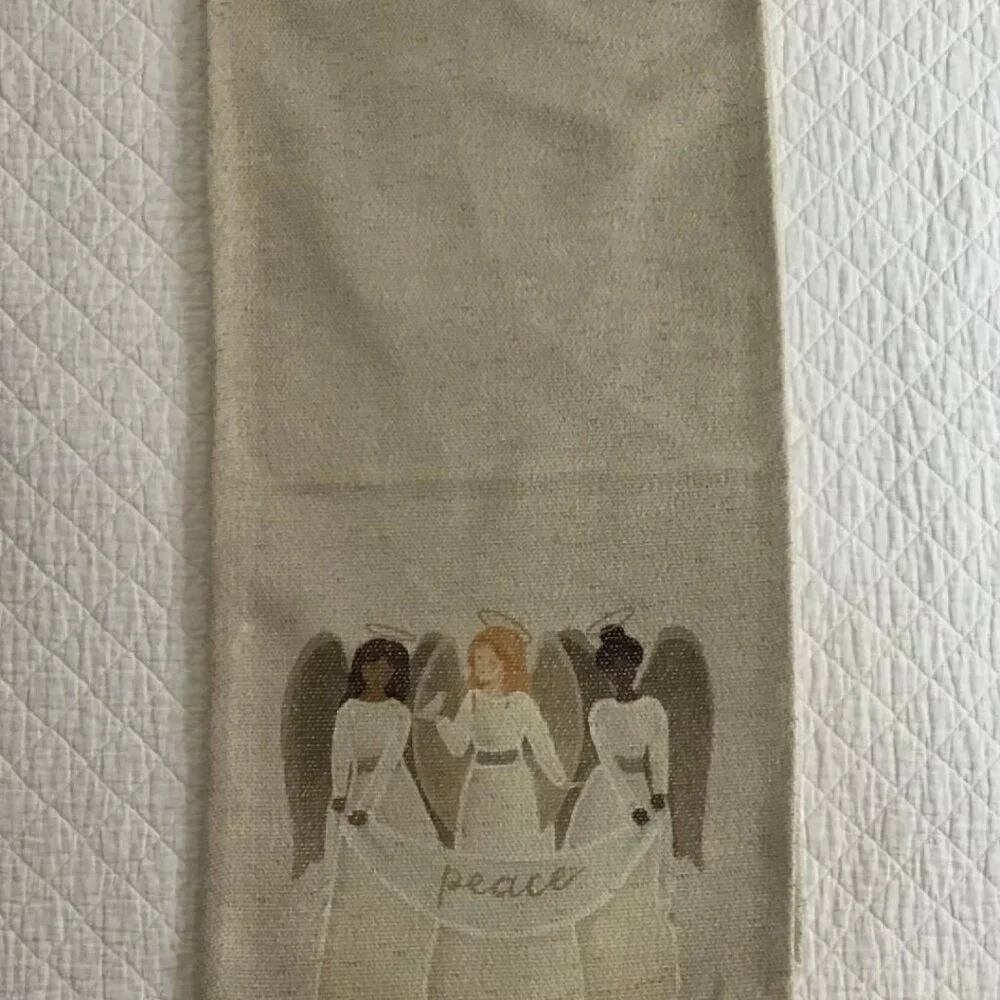 Cherished Traditions Table Runner 14