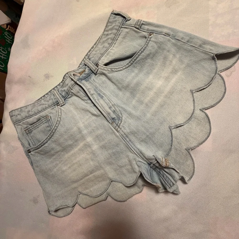 H&M Light Blue Denim Skirt with Scalloped‎ Edge