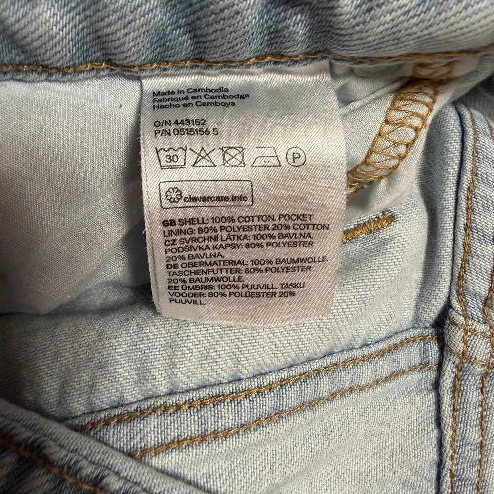 H&M light blue