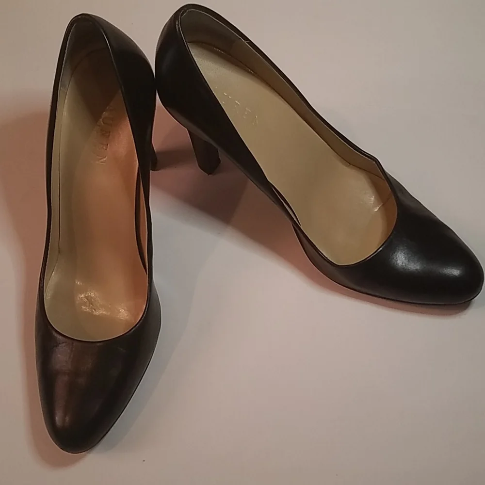 Lauren Ralph Lauren Black Leather Vintage‎ Heels Size 8.5B