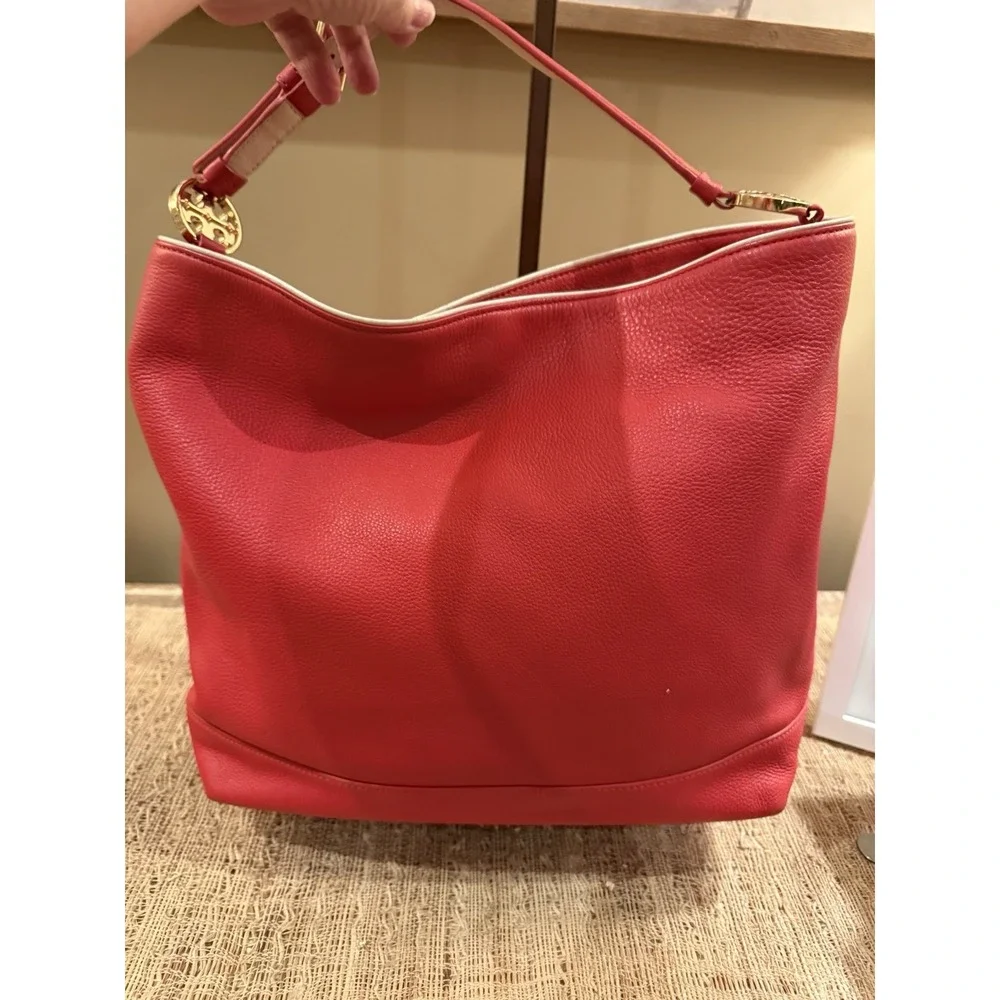 Tory Burch tory burch