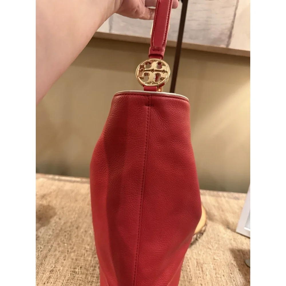 Tory Burch tory burch