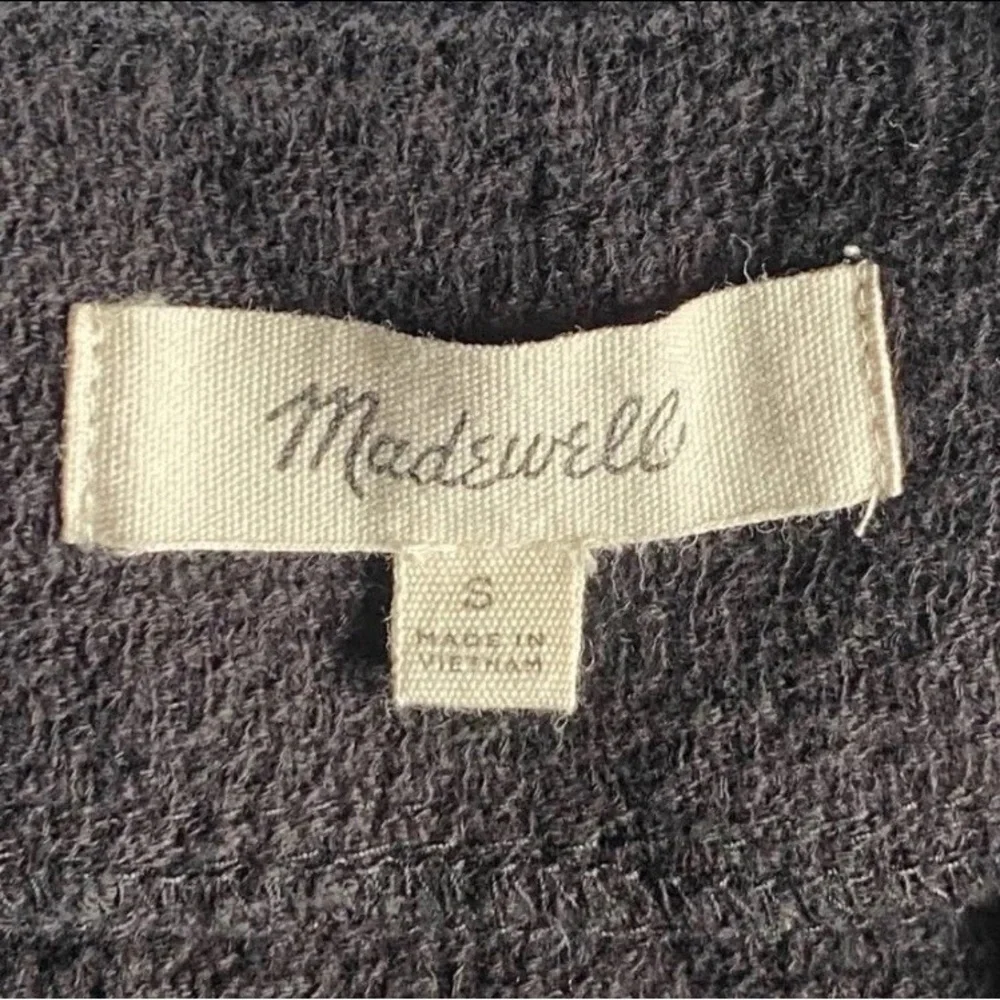 Madewell reposhing this