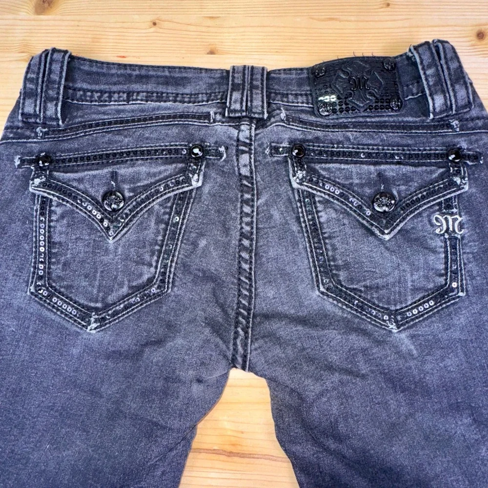 Miss Me Signature Skinny Jeans Women's 29 Black‎ Fade Rhinestone Sequin Pockets