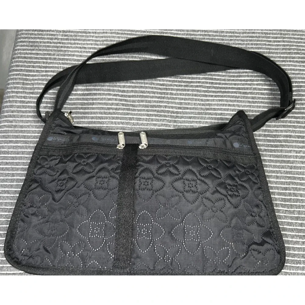 Lesportsac bag pattern