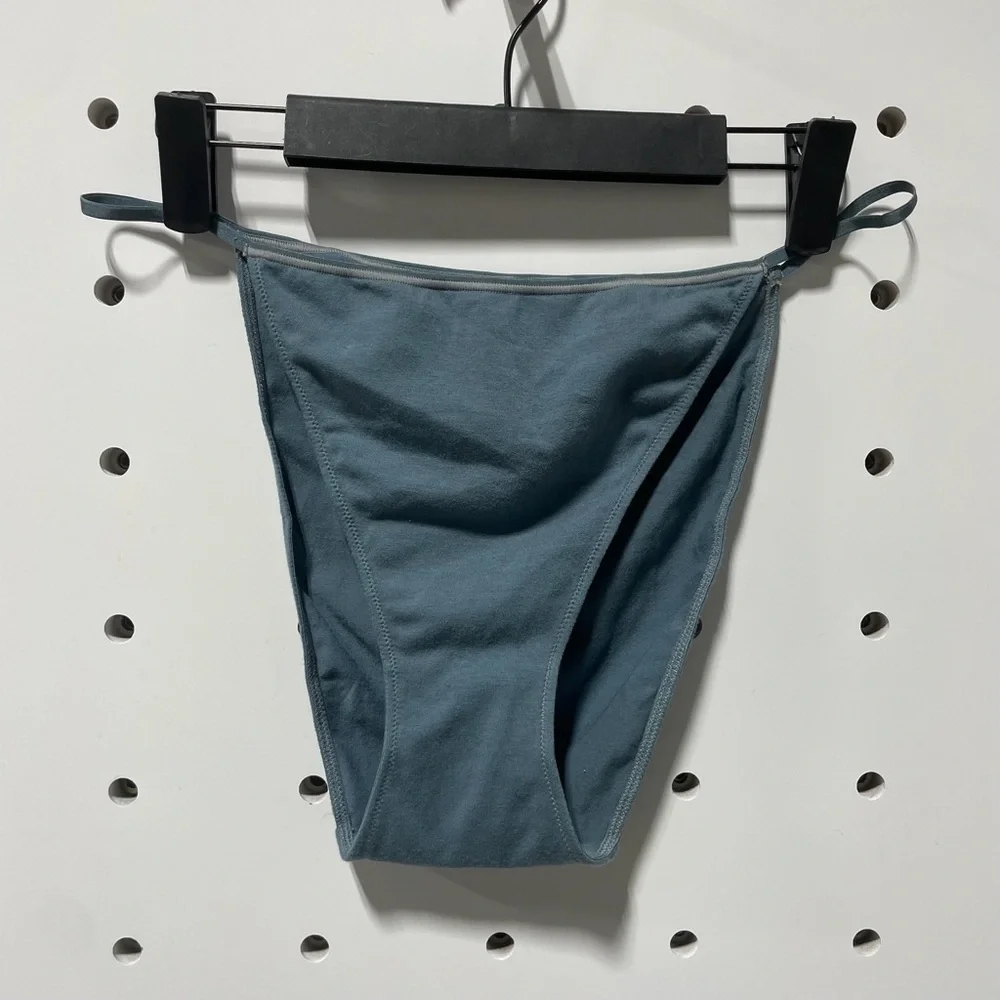 SKIMS String Cotton Bikini Panties Gray Size 4X