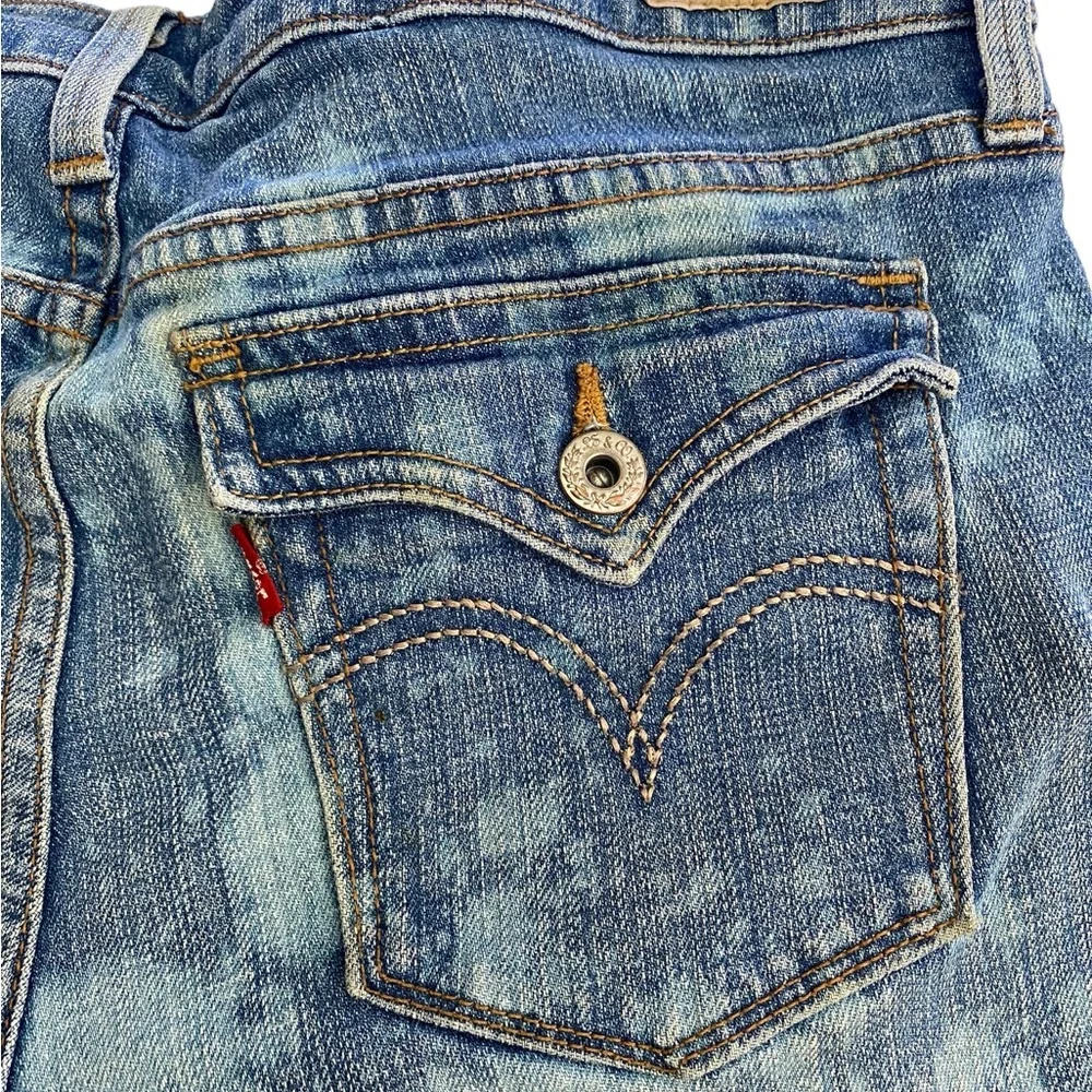 Levis stretchy no