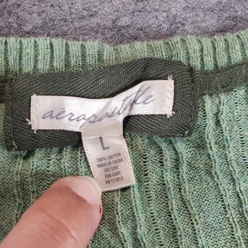 Aeropostale please see