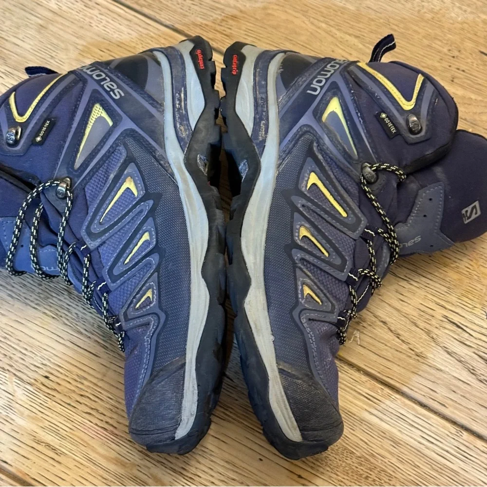Salomon gear protected