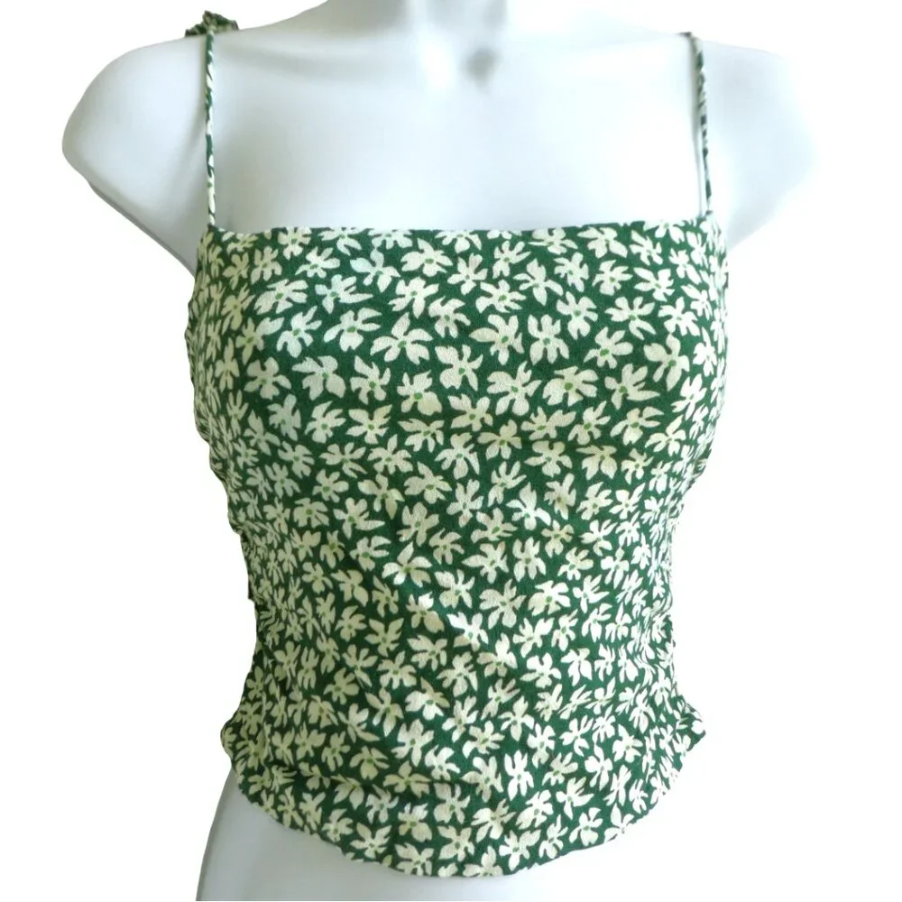 Reformation floral lupe