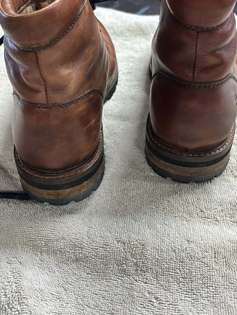 ROAN classic tan