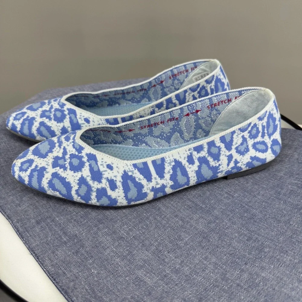 Skechers Cleo Ballet Flats Womens 10 Blue Leopard Print Stretch‎ Fit Pointed Toe