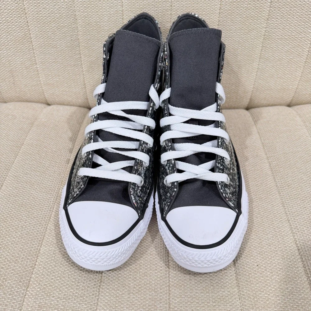 Converse brand model