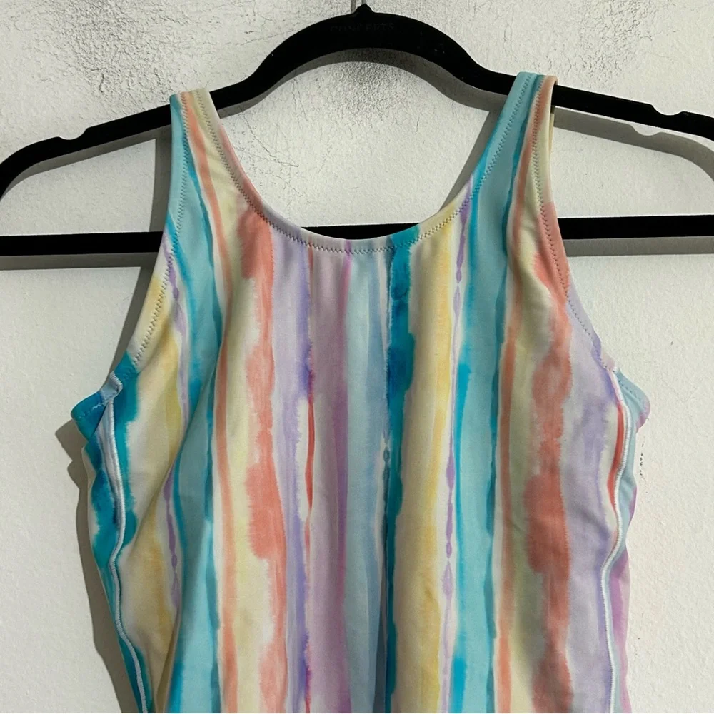 Athleta girl scoop