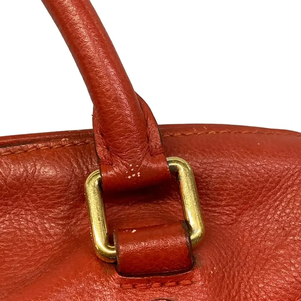 Louis Vuitton side good