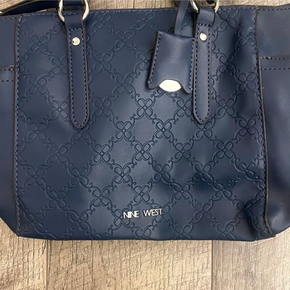 Nine West nine west