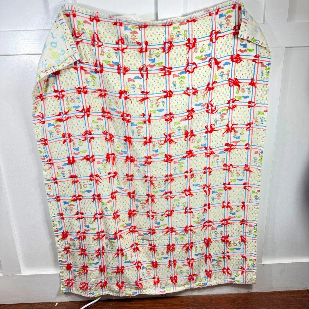 Vintage Handmade Tied Baby Quilt Nursery‎ Children Cars Alphabet Print 41x52