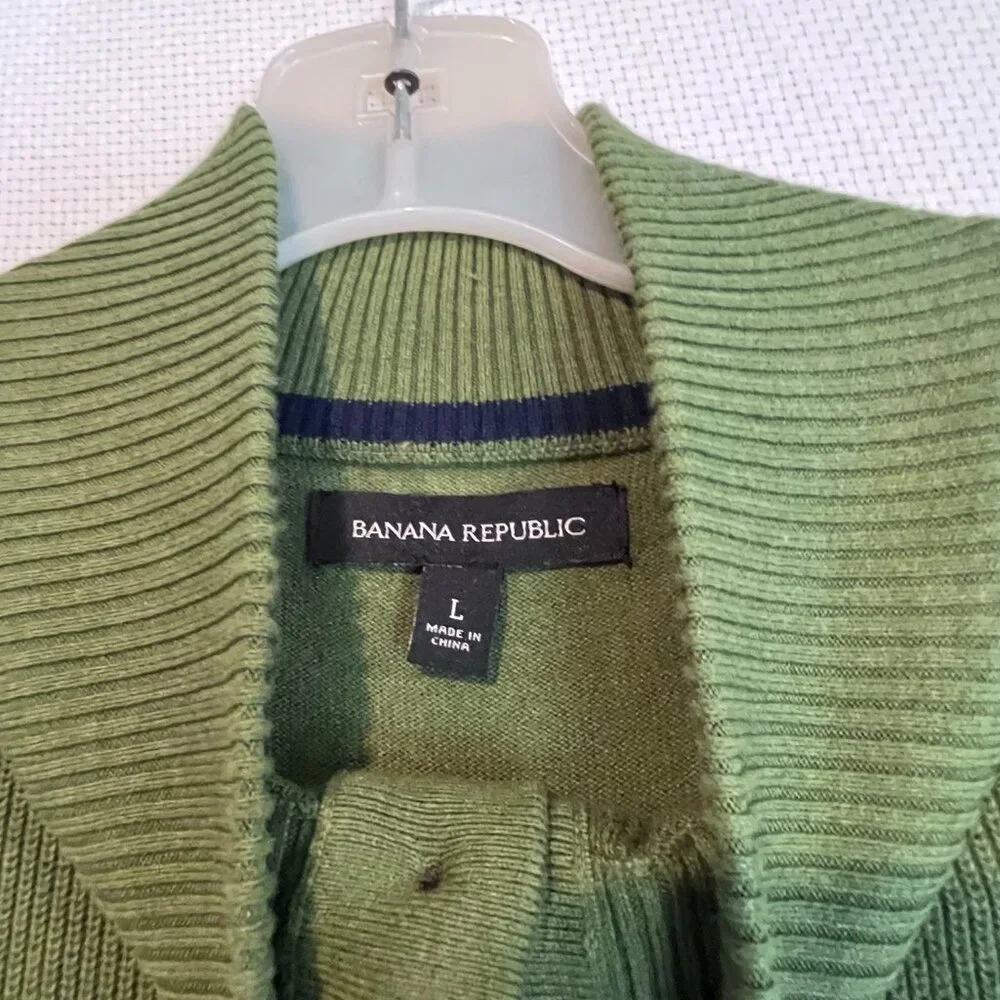 Banana Republic stay stylish