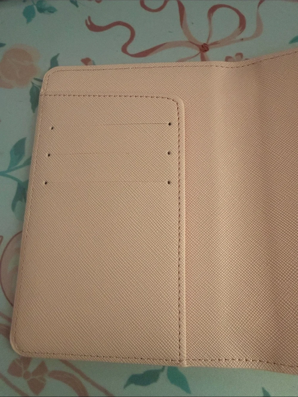 N/A passport holder
